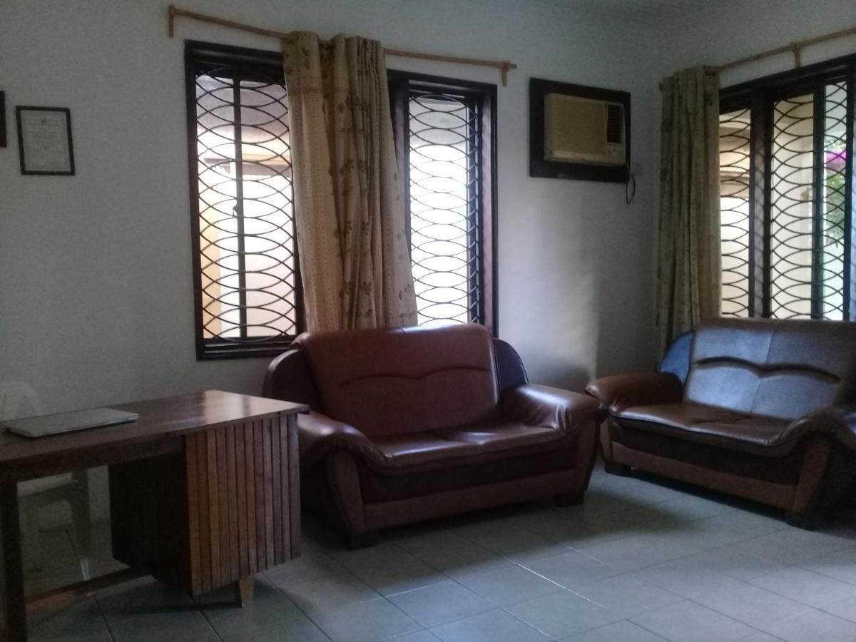 El Hope Lodge Dar es Salaam Esterno foto